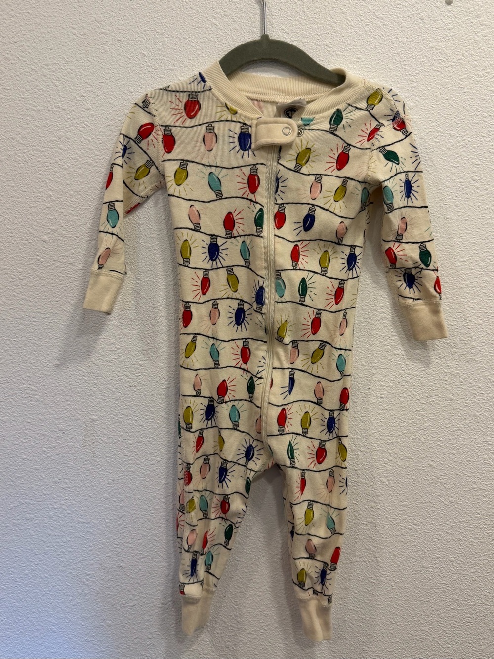 Hanna Andersson Cream One-Piece Footie with Multicolor Light Bulb Print